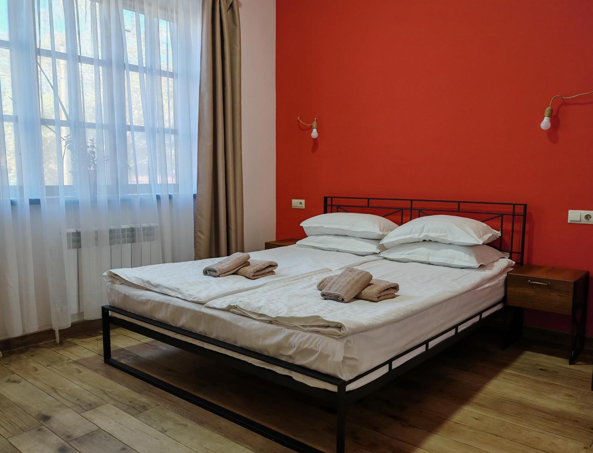 Blur Inn Gallery Yerevan Exterior photo